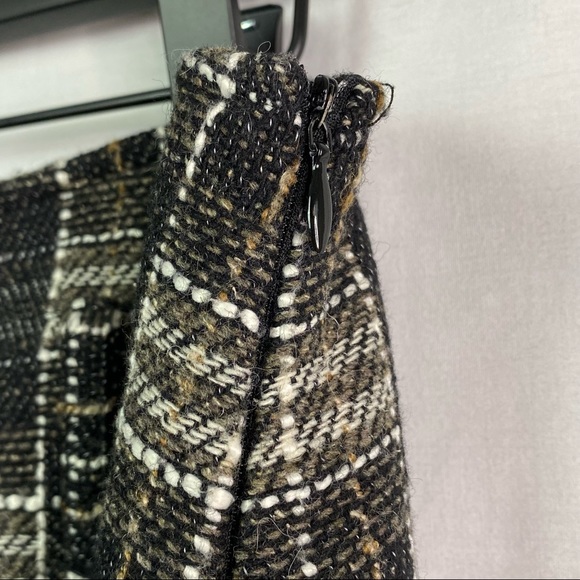 ZARA Black Plaid Wool Blend Pleated Skirt Large - Picture 4 of 7